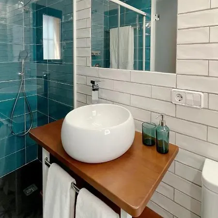 Torre De La Yerba * Caces