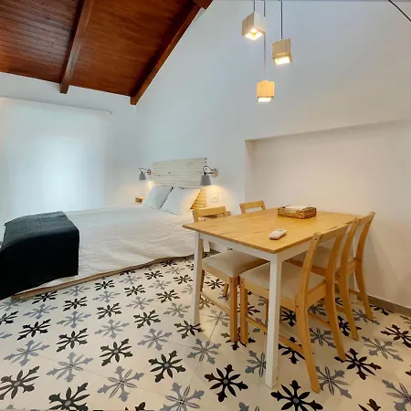 Torre De La Yerba Apartman Caces