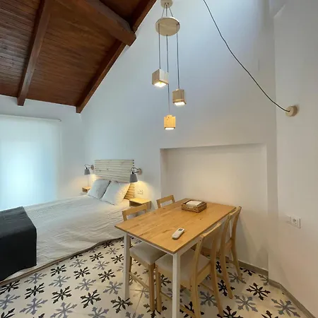 Torre De La Yerba Apartman Caces