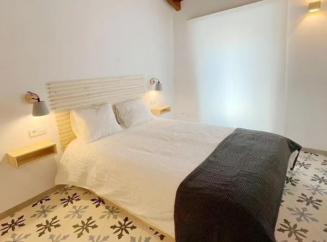 Torre De La Yerba Caces