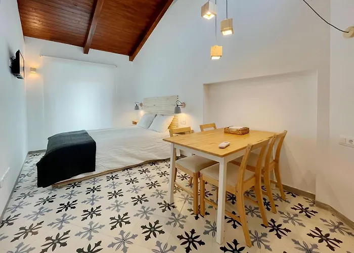 Torre De La Yerba Apartment Caceres